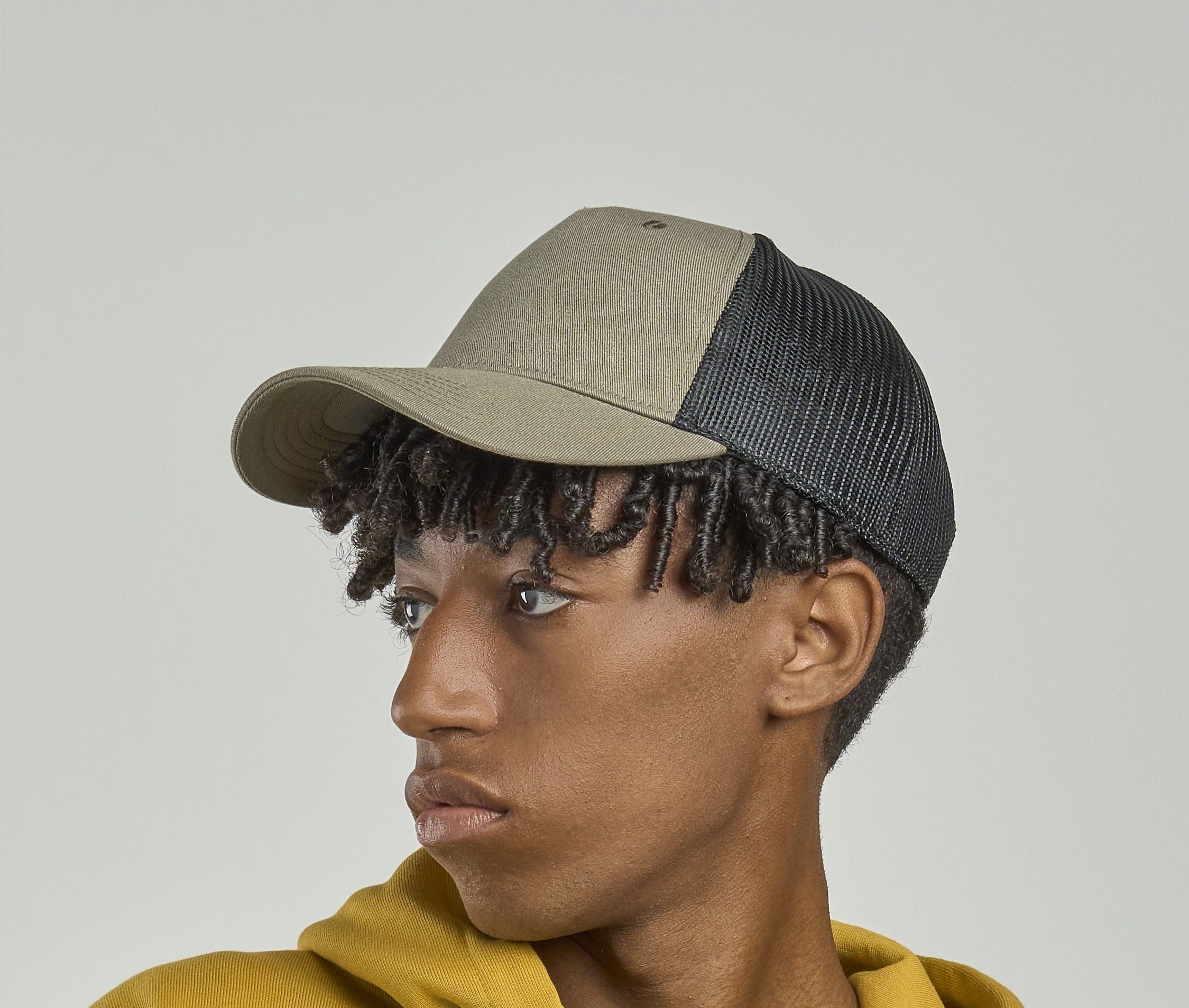 Gorra trucker 5 paneles - Atlantis Headwear AT221