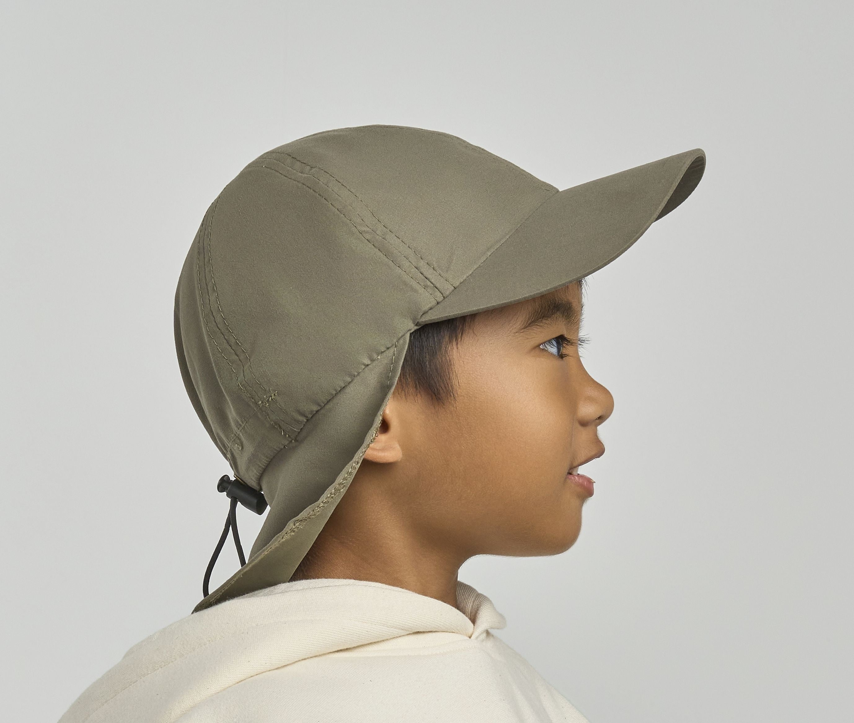 Gorra estilo legionario de poliéster reciclado - Atlantis Headwear AT251