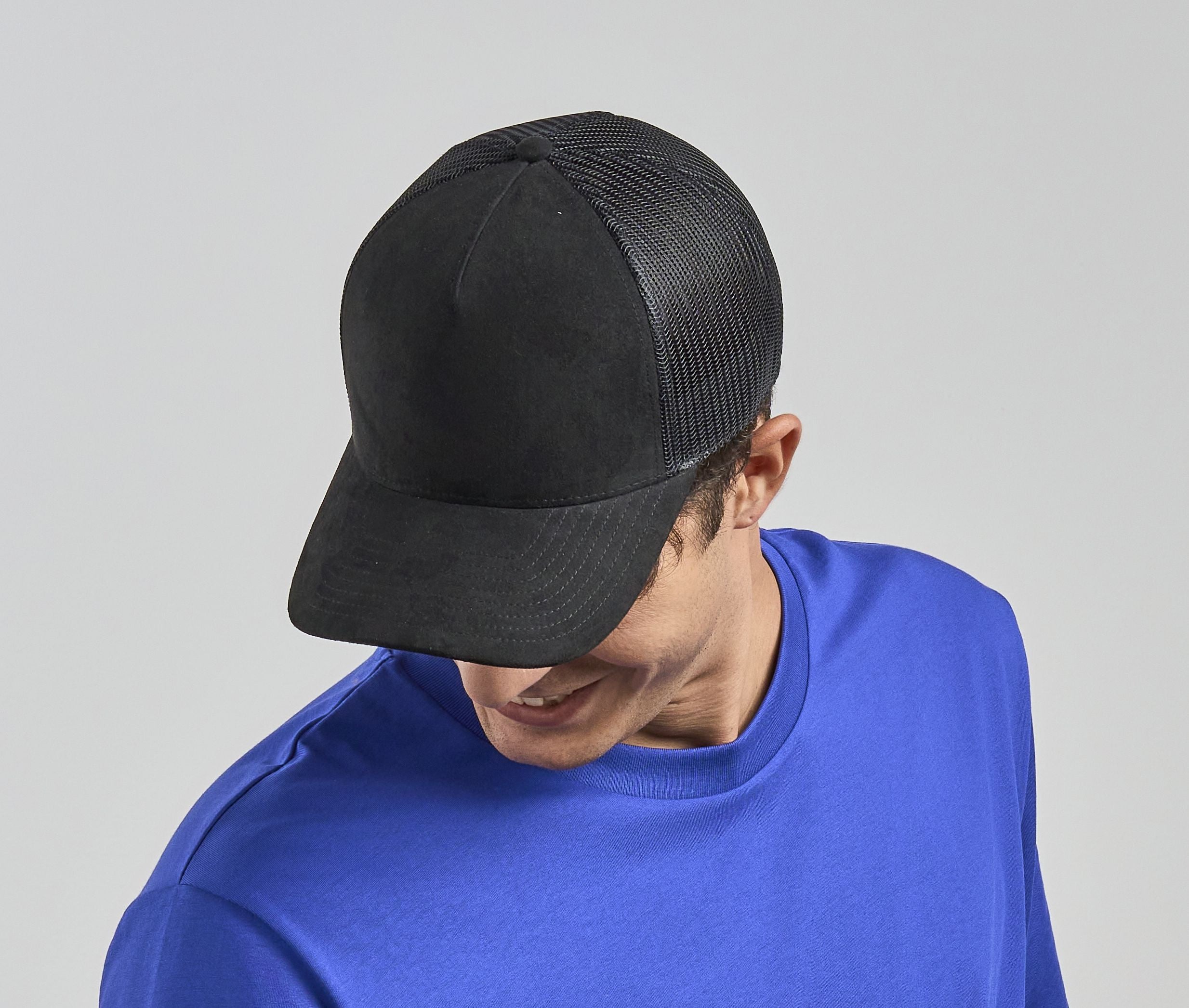 Gorra estilo trucker de ante sintético - Atlantis Headwear AT277
