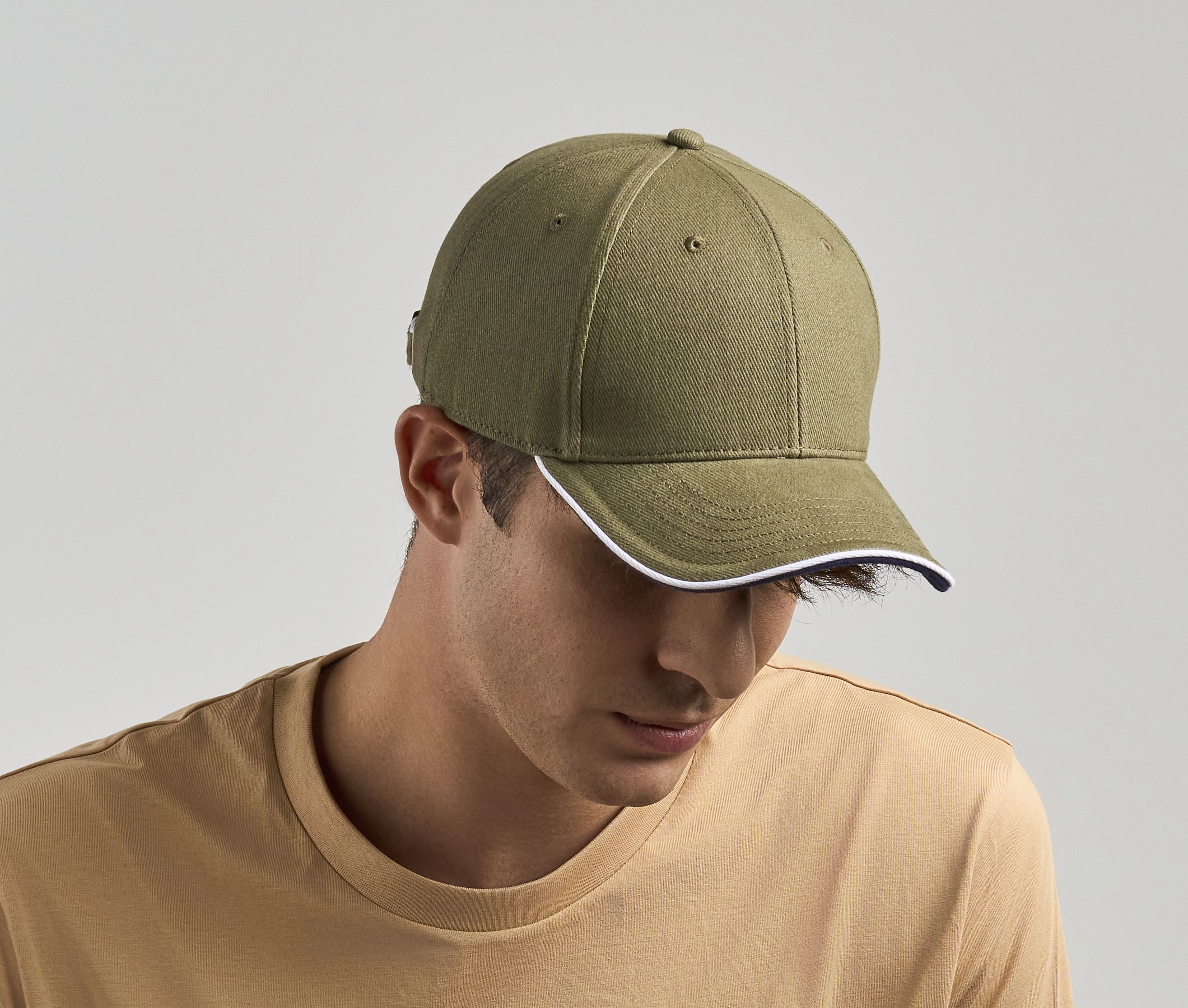 Gorra de 6 paneles en contraste - Atlantis Headwear AT290