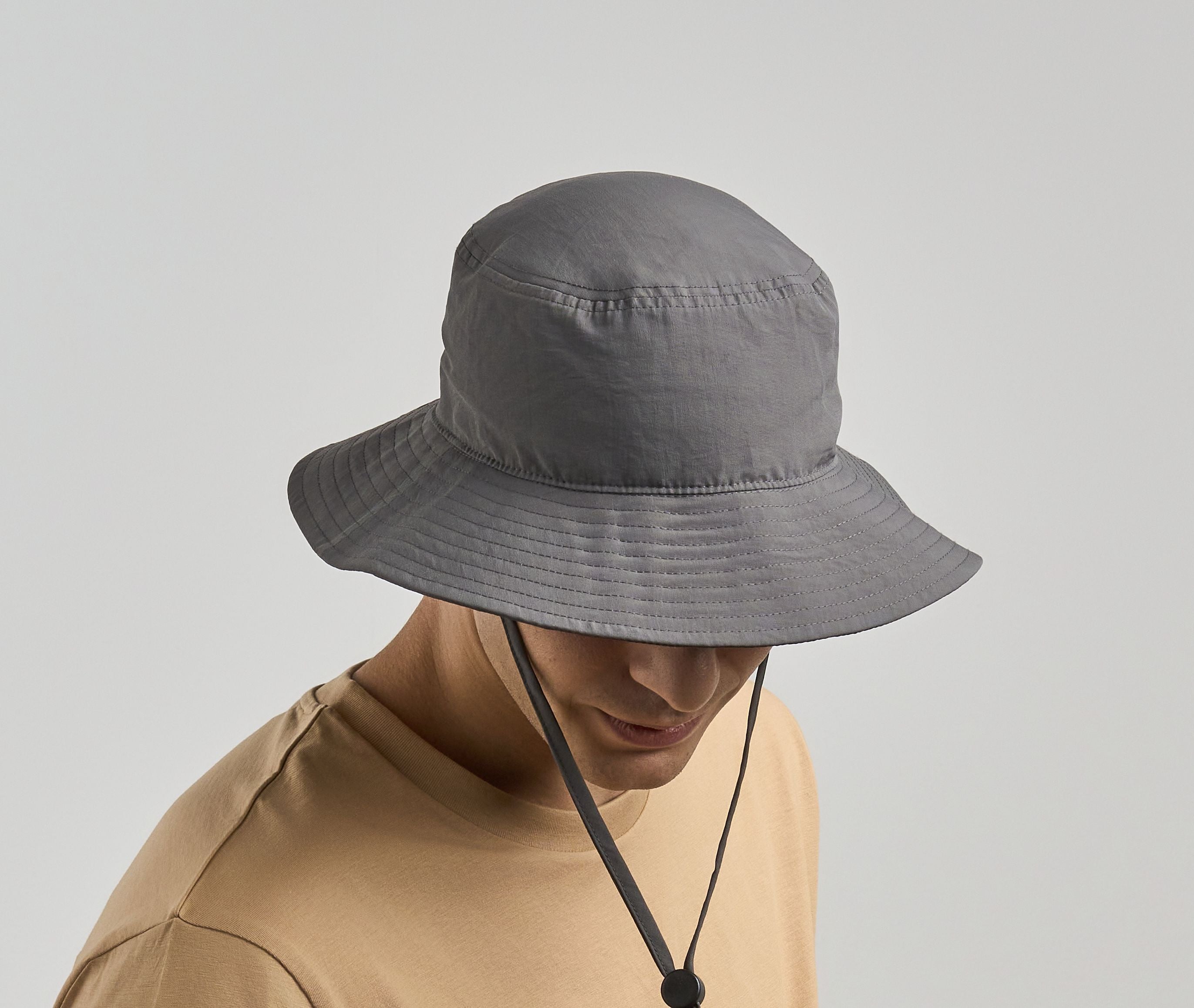 Bob con cuerda ajustable - Atlantis Headwear AT300