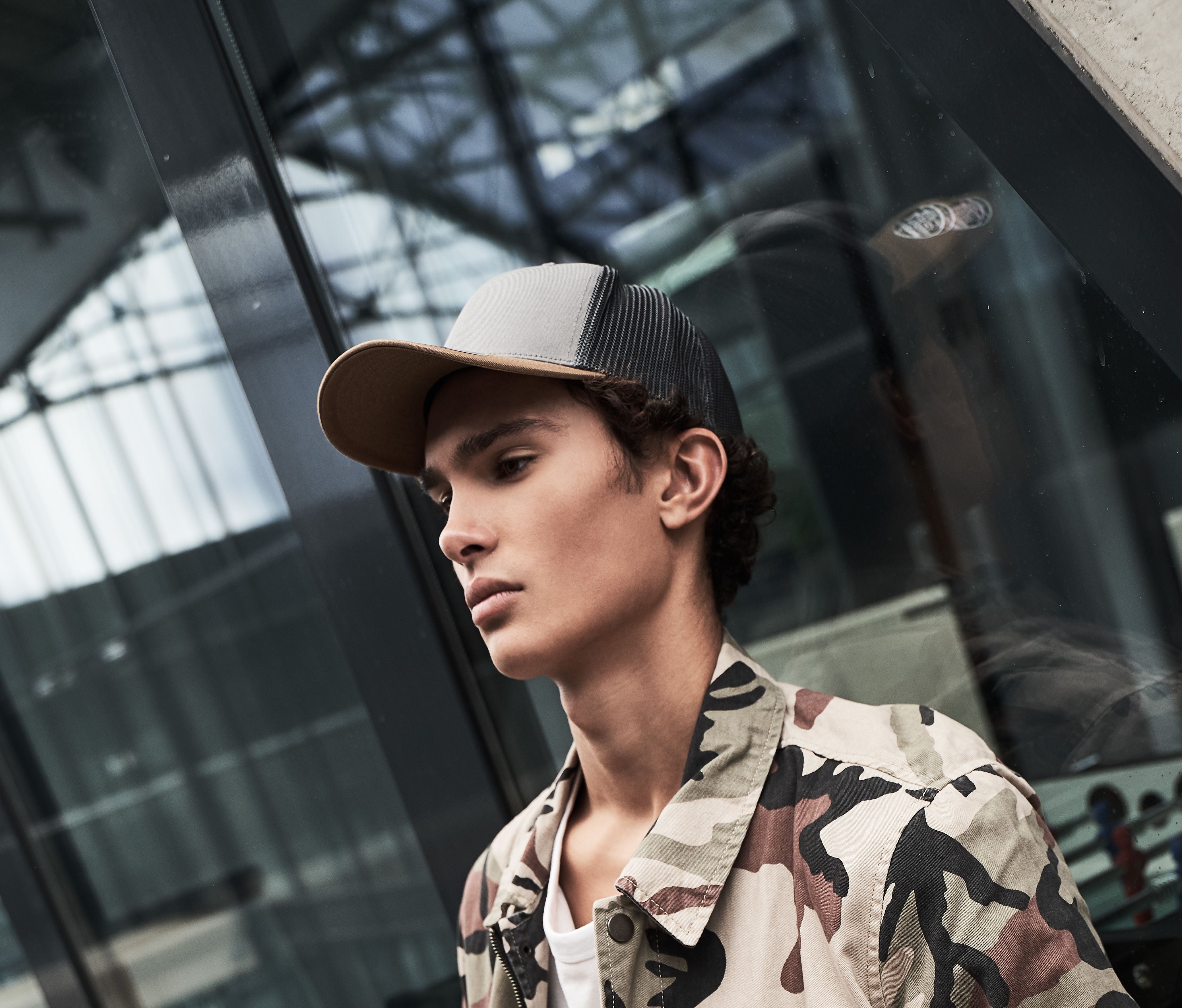 Gorra de Estilo Trucker - Flexfit FX110T - imagen 1