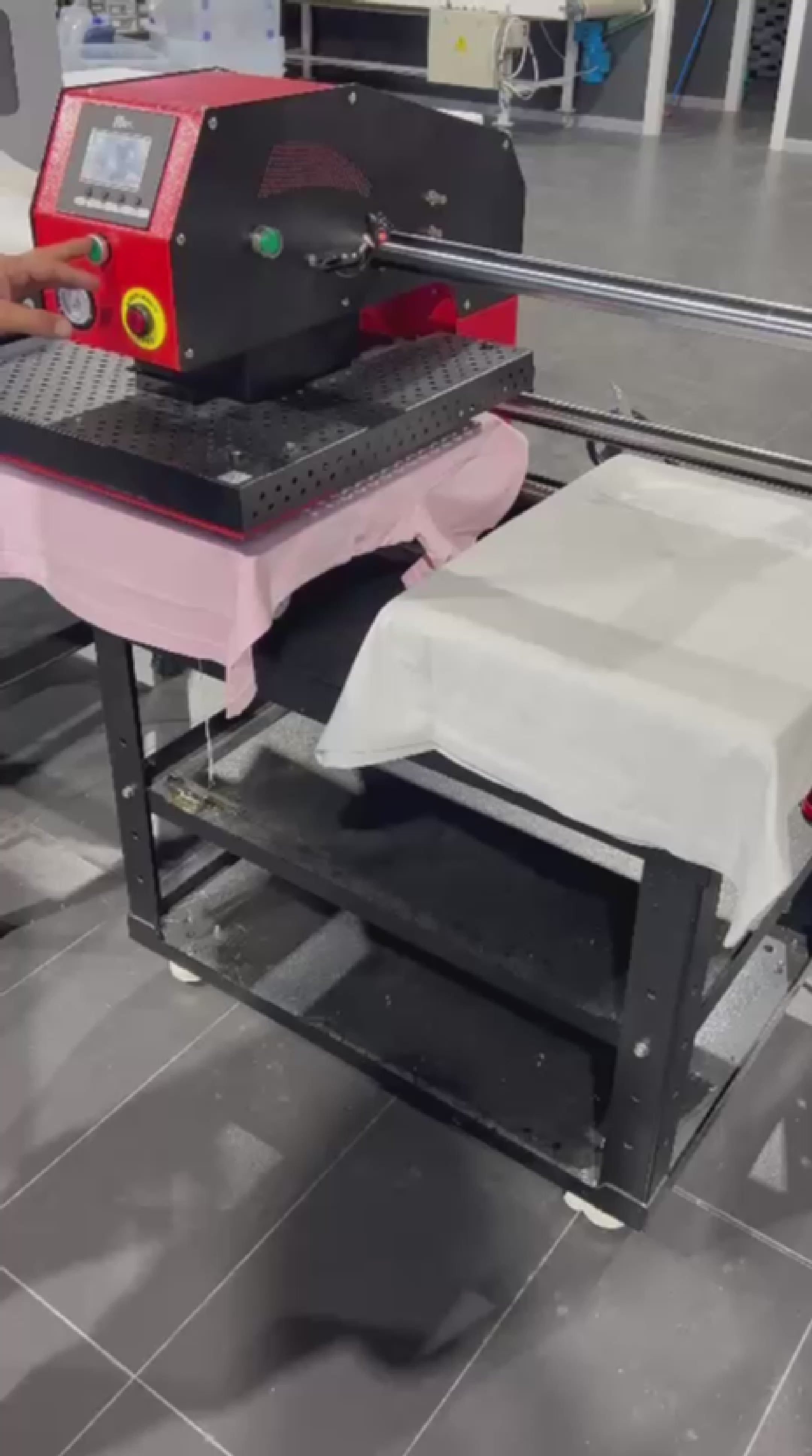 Plancha neumática de doble plato con desplazamiento automático 40x50